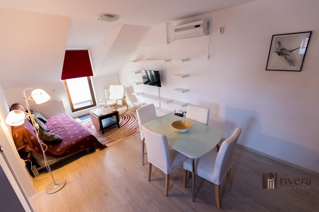 Cozy Apartment - Palas Iasi Bagian luar foto